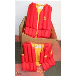 LOT OF 6  ASSORTED LIFE JACKETS INCL 5 NEW
