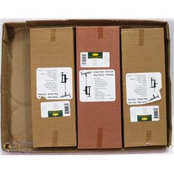 FLAT WITH 3 NEW CRYSTAL RIVER FLY TYING DEVICE