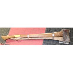 BUNDLE OF 3 AXES AND 1 HATCHET