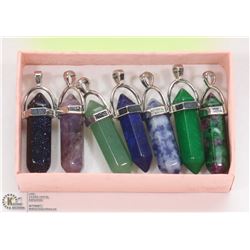 LOT OF 7 ASSORTED SEMI PRECIOUS PENDANTS.