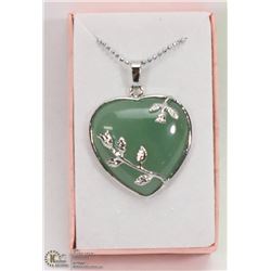 AVENTURINE HEART SHAPED SEMI PRECIOUS PENDANT
