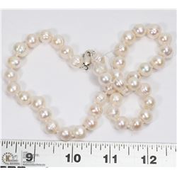 FRESHWATER PEARL NECKLACE WITH STERLING CLASP