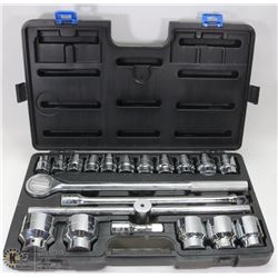 MASTERCRAFT 3/4" SOCKET SET IN HARD CASE