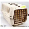 Image 1 : SMALL PET CARRIER ON WHEELS