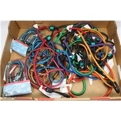 FLAT OF BUNGEE CORDS