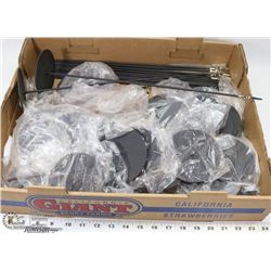 FLAT OF SIGN HOLDERS