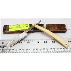 STRAIGHT RAZOR WITH BOX.