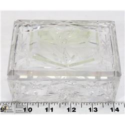 PINWHEEL CRYSTAL LIDDED BOX