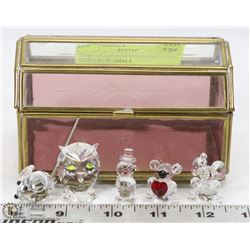 LEAD GLASS BOX CONTAINING 5 CRYSTAL ANIMALS