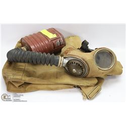 WWII GAS MASK WITH CANISTER AND BAG