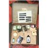 Image 1 : VINTAGE SALESMAN SAMPLE SUITCASE WITH CONTENTS