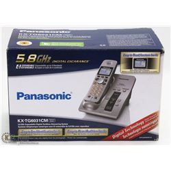 PANASONIC 5.8 GHZ DIGITAL PHONE WITH LCD SCREEN