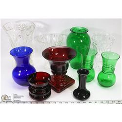 10) 10 VASES IN DIFFERENT COLORS & SIZES - SOME