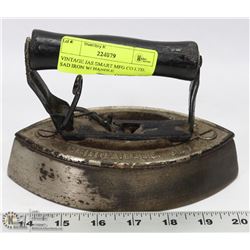 VINTAGE JAS SMART MFG CO LTD. SAD IRON W/ HANDLE