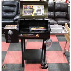NEW PITBOSS 440D SMOKER GRILL BARBECUE, HARD WOOD