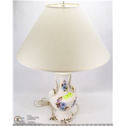 VINTAGE PORCELAIN TABLE LAMP