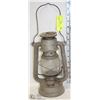 Image 1 : VINTAGE JUPITER COAL OIL LANTERN