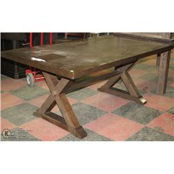 KITCHEN TABLE ON CHOICE: 42X72"