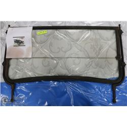 1917 MAXWELL CONVERTIBLE WINDSCREEN