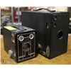 Image 1 : GROUP OF 2 VINTAGE CAMERAS