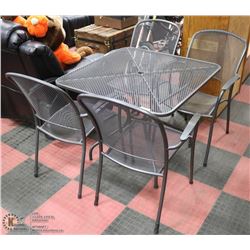 METAL PATIO TABLE WITH 4 CHAIRS
