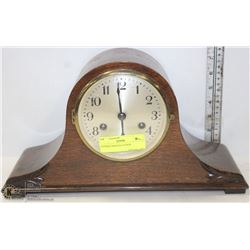 ANTIQUE MANTLE CLOCK