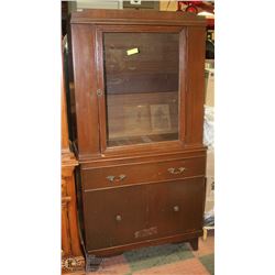 VINTAGE CHINA CABINET GLASS FRONT 3 SHELF,