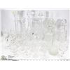 Image 1 : SHELF OF ESTATE PINWHEEL CRYSTAL DECANTERS