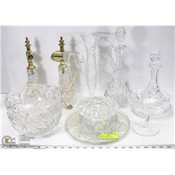 SHELF OF ASSORTED PINWHEEL CRYSTAL COLLECTIBLES