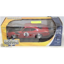 BIG TIME MUSCLE CAR RED 8 DIE CAST