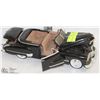 Image 2 : BLACK 1947 CADILLAC DIE CAST.