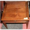 Image 1 : SMALL COCKTAIL TABLE.
