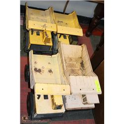 LOT OF 4 VINTAGE TONKA TRUCKS.