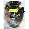 Image 1 : VINTAGE BLACK VASE MADE IN JAPAN