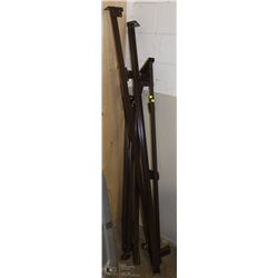 SET OF METAL BED RAILS