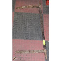 ANTIQUE WOOD SAW 40” LONG