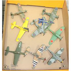 FLAT OF COLLECTIBLE AIRPLANE MODELS