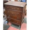 Image 1 : VINTAGE 4 DRAWER CHEST WITH ROLLER FEET 28X44X18