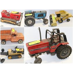 FEATURED VINTAGE METAL TONKAS