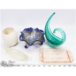 LOT OF COLLECTOR GLASS PIECES.