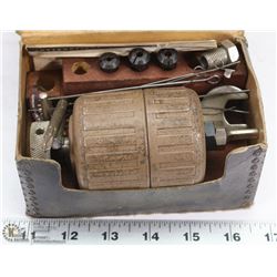 VINTAGE SUPREME PUSH-PULL TAPPER DRILL