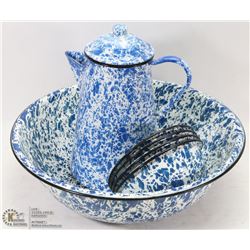 ENAMEL BLUE COFFEE POT WITH 4 SMALL BOWLS