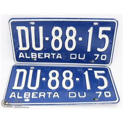 SET OF 2 ALBERTA 1970 LICENSE PLATES.