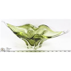 GREEN ART GLASS BOWL.