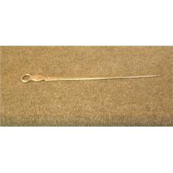 Une brochette d'époque George III en argent, poinçons de Londres, 1796, maître-orfèvre répertorié...