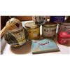 Image 2 : LOT OF 12 TOBACO TINS