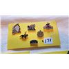 Image 3 : RCMP AND POLICE SERVICE PINS, LOT OF 44, 4 PATCHES