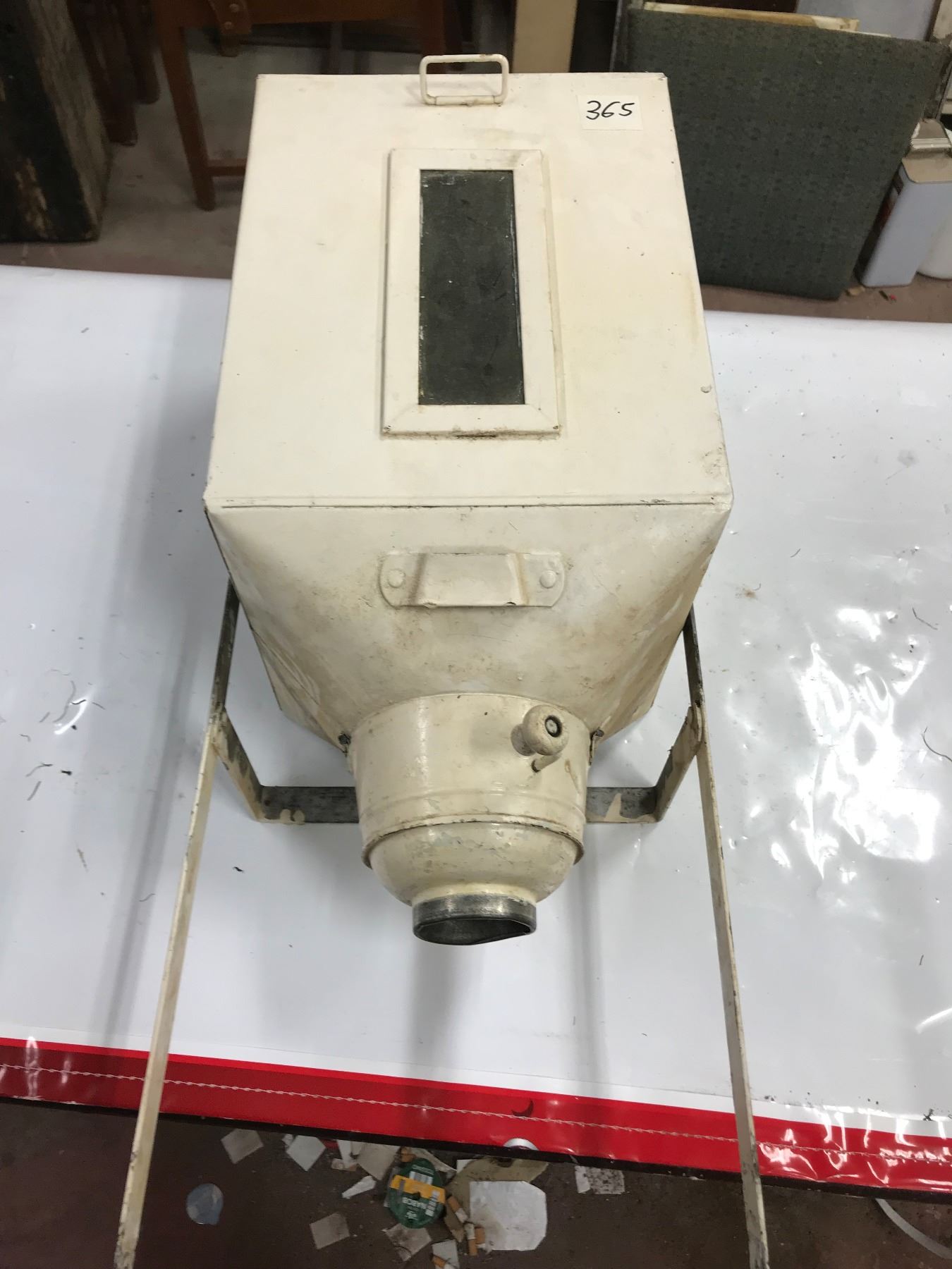 FLOUR BIN SIFTER, FOR HOOSIER, CLEAN & C/W BRACKET