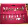 Image 3 : COMMUNITY SILVERWARE SET, 8 SETTINGS W/ WOOD BOX