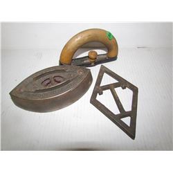 JAS. SMART MFG CO LTD. IRON W/HANDLE & TRIVET STAND